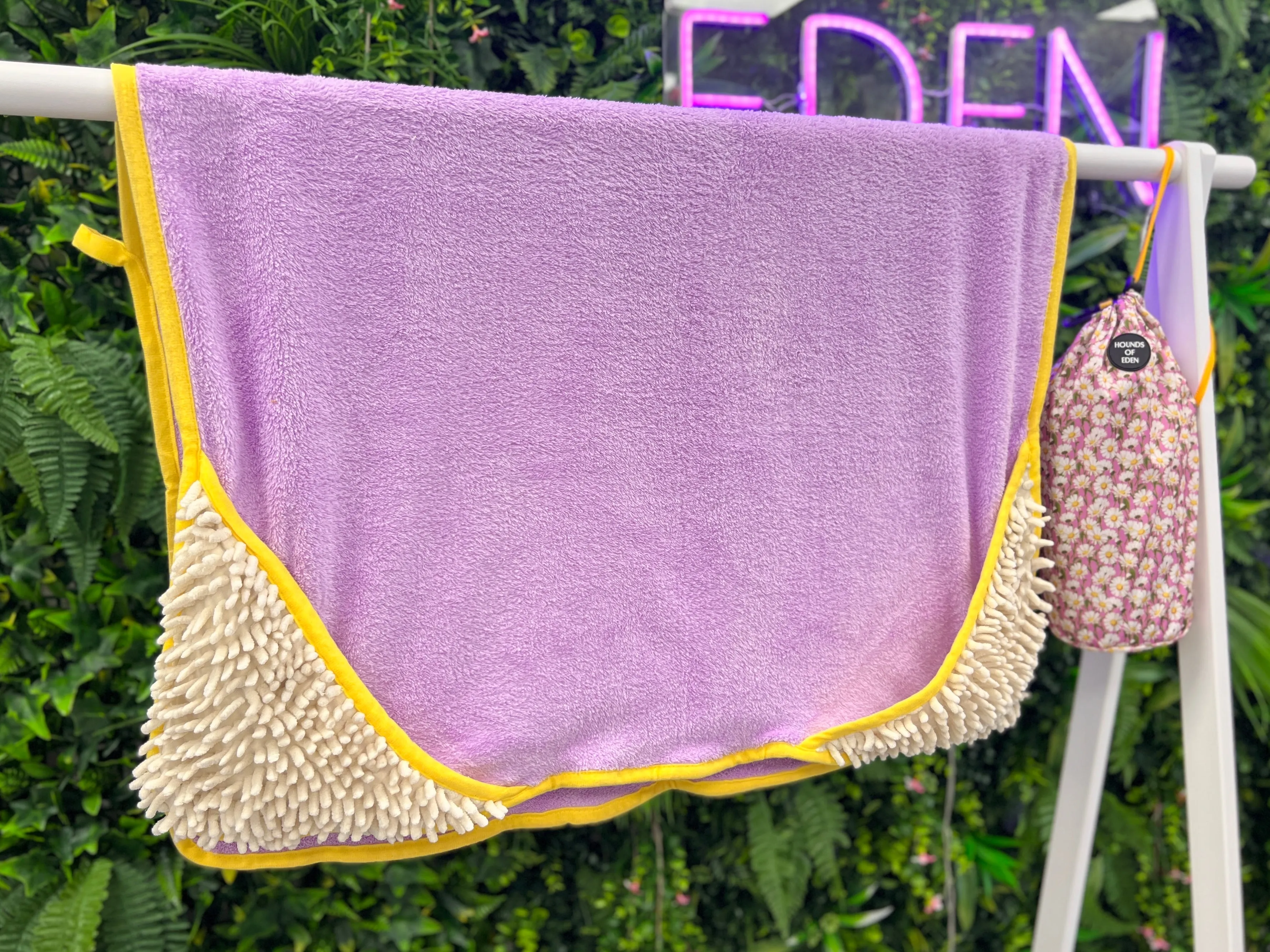 Daisy Dreams - Dog Towel   Carry Bag