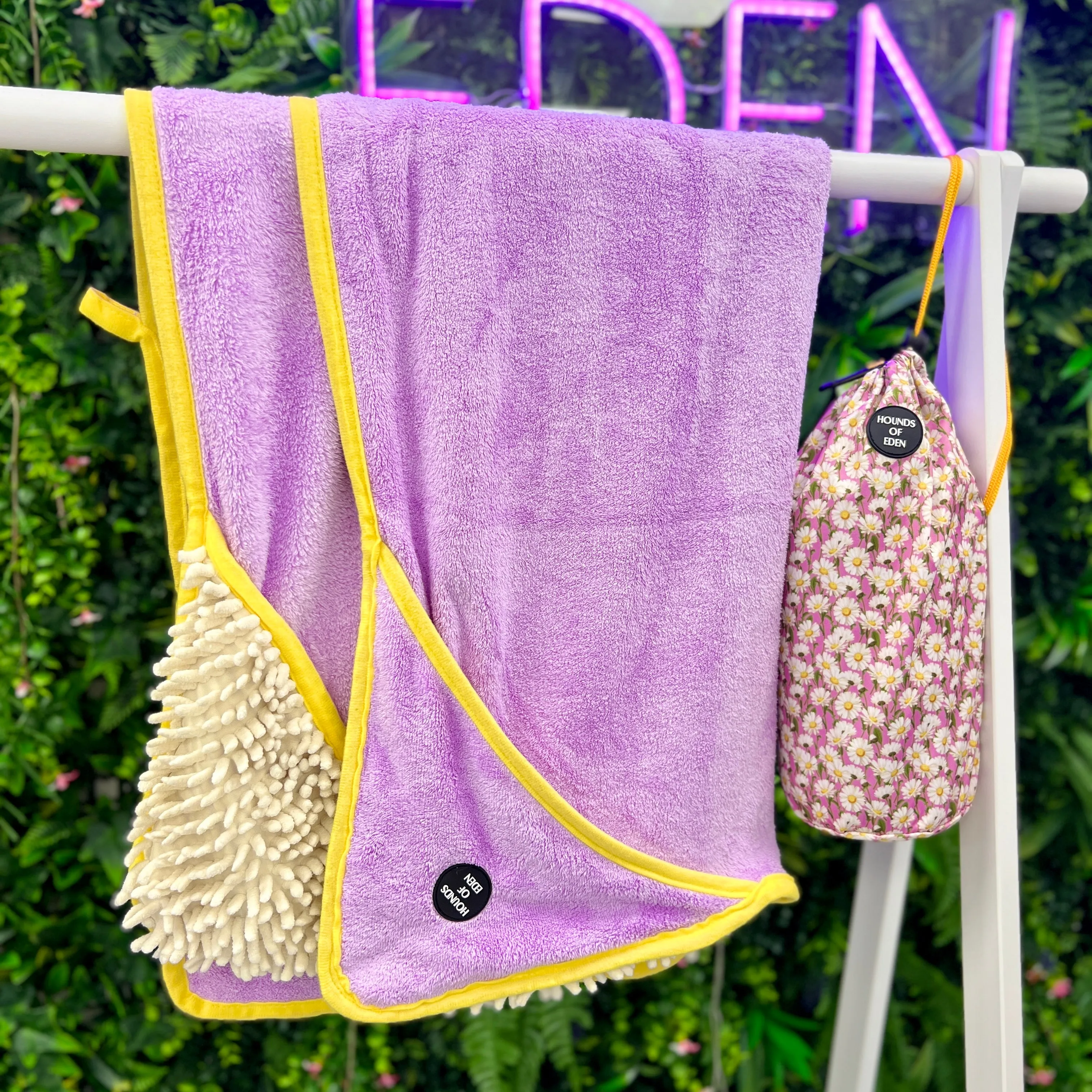 Daisy Dreams - Dog Towel   Carry Bag
