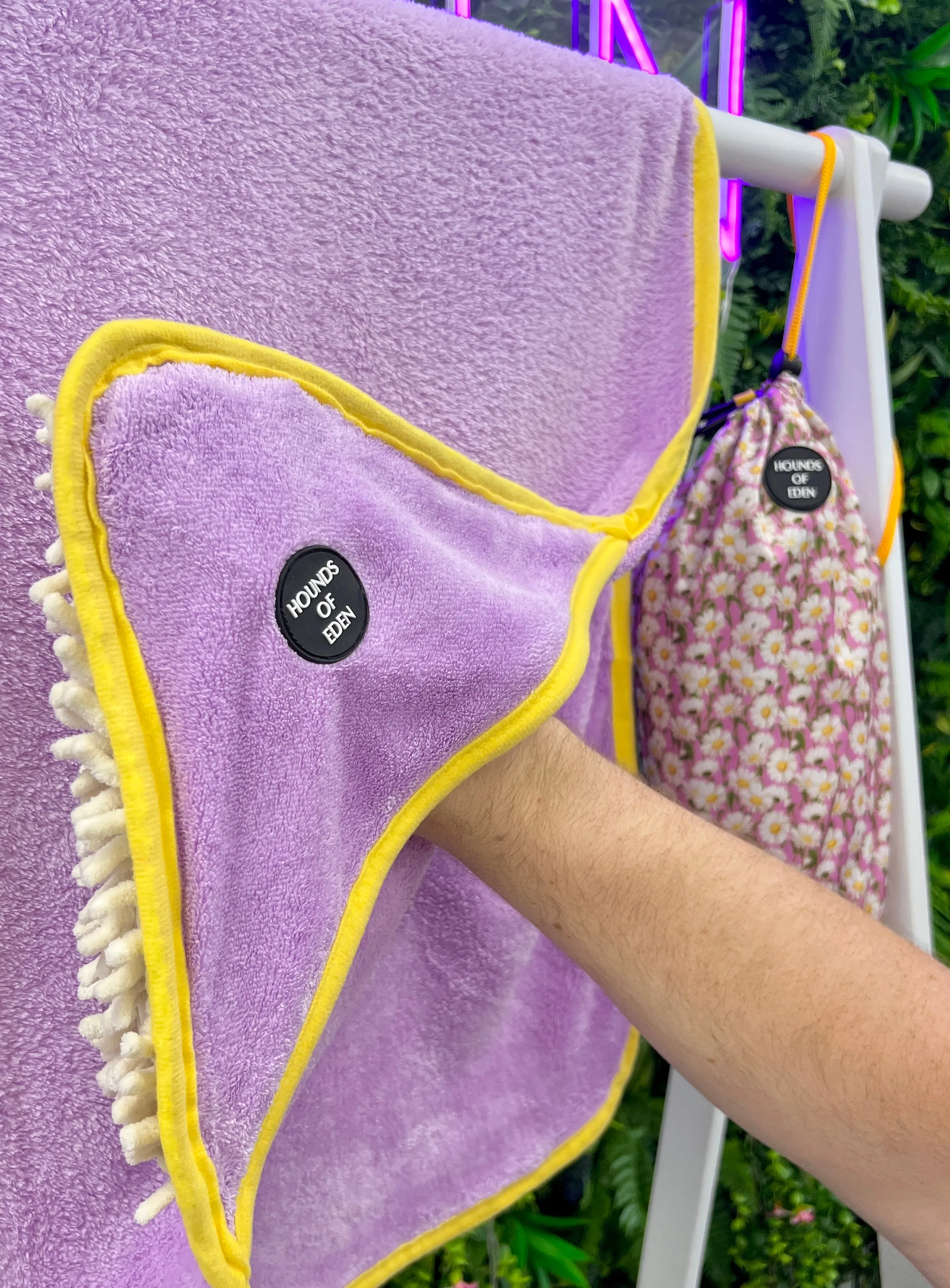 Daisy Dreams - Dog Towel   Carry Bag
